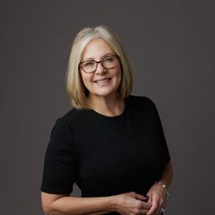 Debbie Hahn