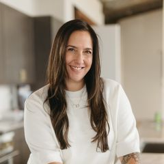 Nikki Rezvani
