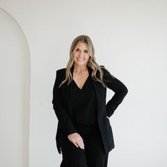 Nicole Gross