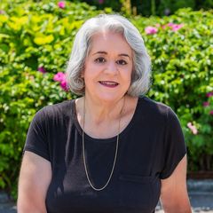 Lyn Robinson