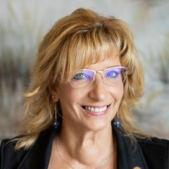 Traci Shoberg