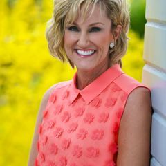Michelle Hendricks