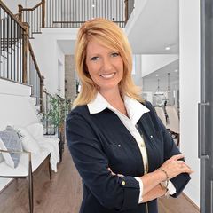 Connie Renouard