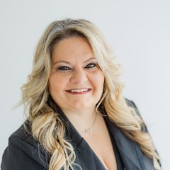 Stephanie Kelemen